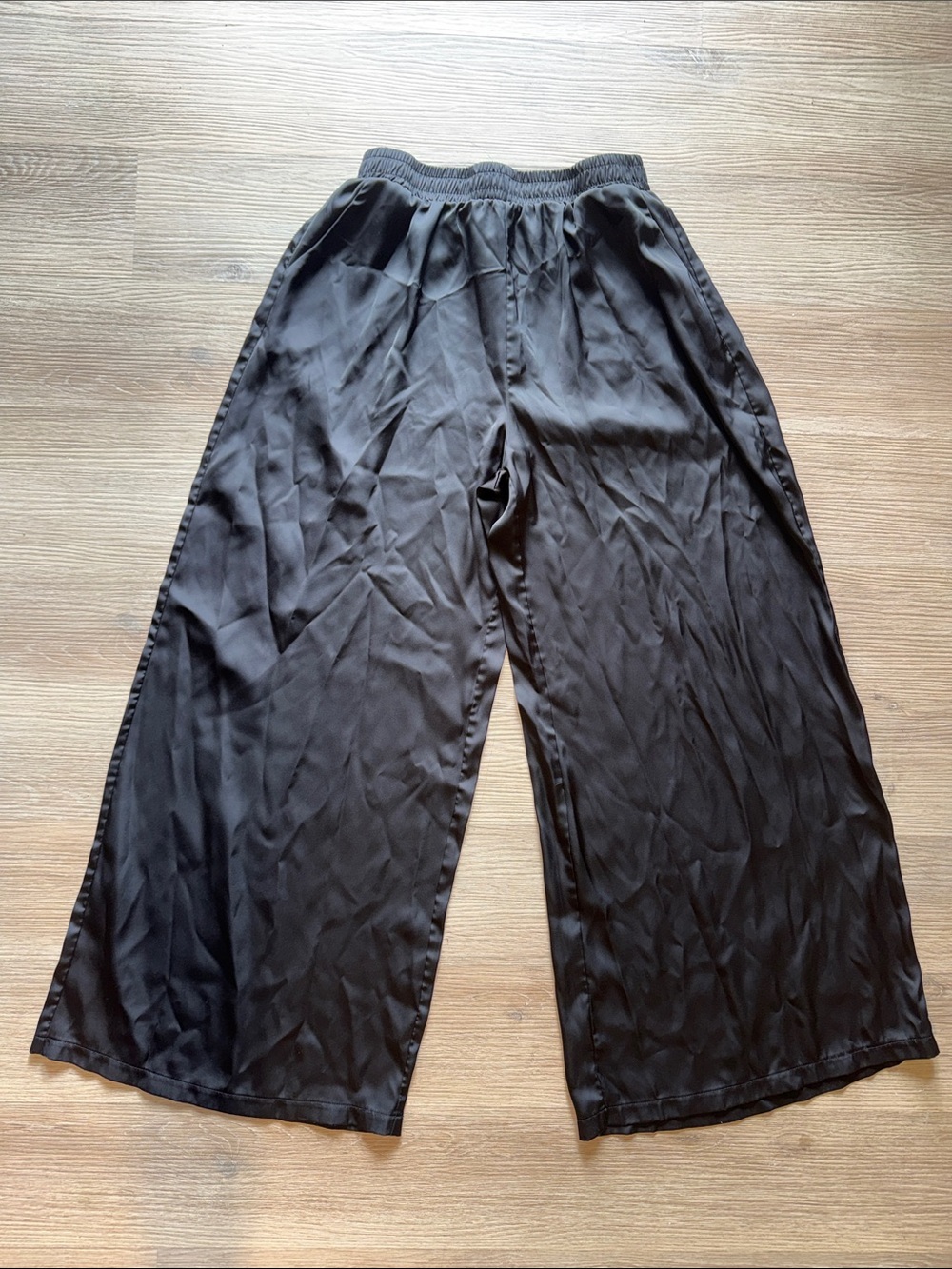 PATRIZIA LUCA MILANO Wide Leg Elastic Waist Black Satin Style Palazzo Pants